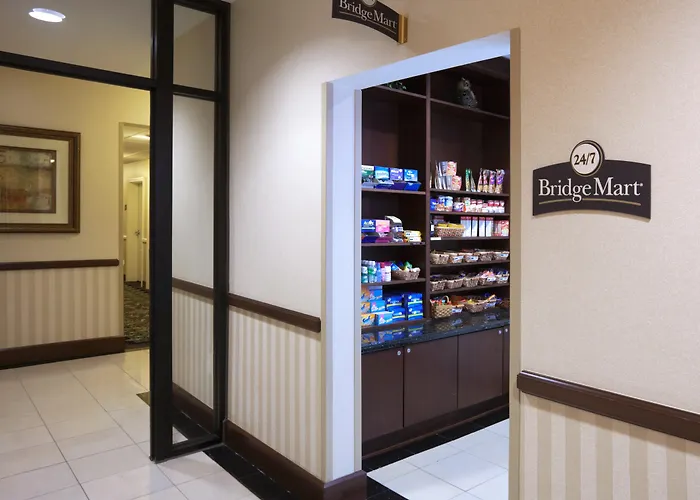 Homewood Lafayette-airport Hotel 3*
