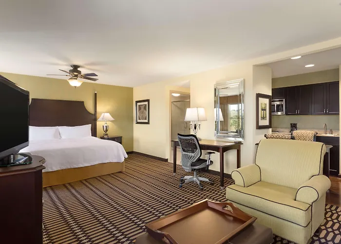 Homewood Lafayette-airport Hotel 3*