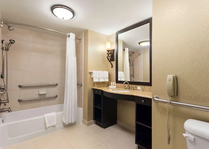 Homewood Lafayette-airport 3*