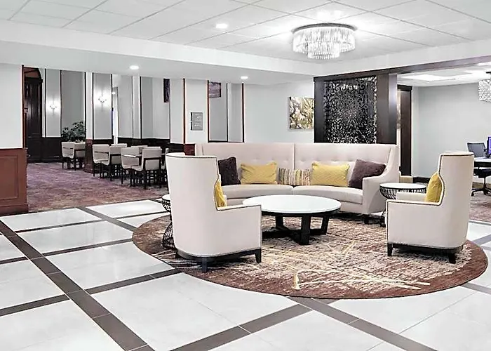 Hotel Homewood Lafayette-airport