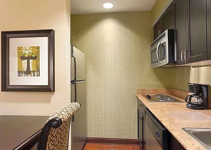 Homewood Lafayette-airport 3*