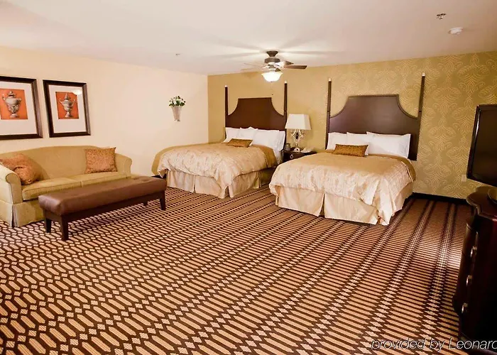 Homewood Lafayette-airport 3*